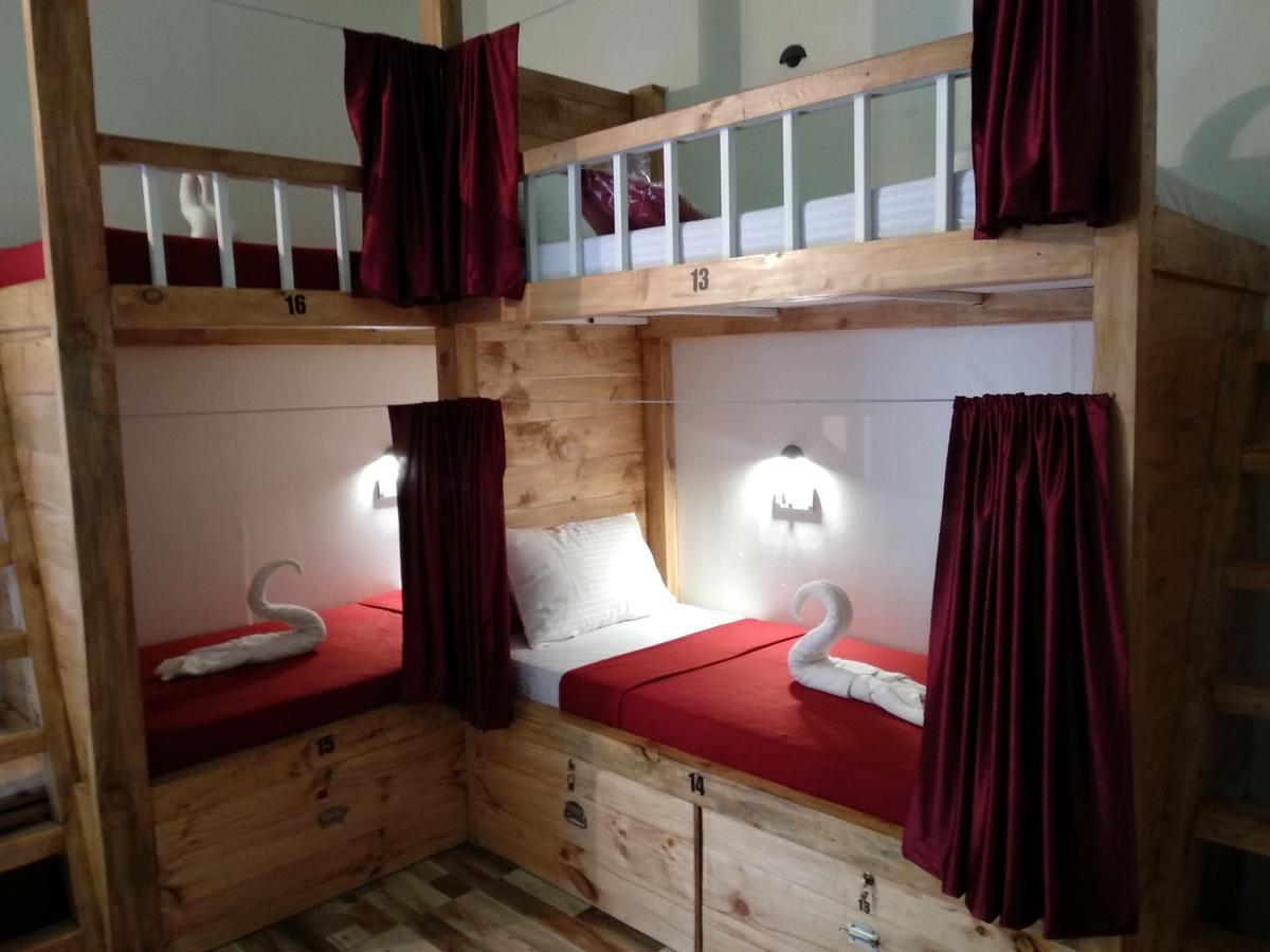 Hostel Curlies Zulu Land Anjuna Zewnętrze zdjęcie