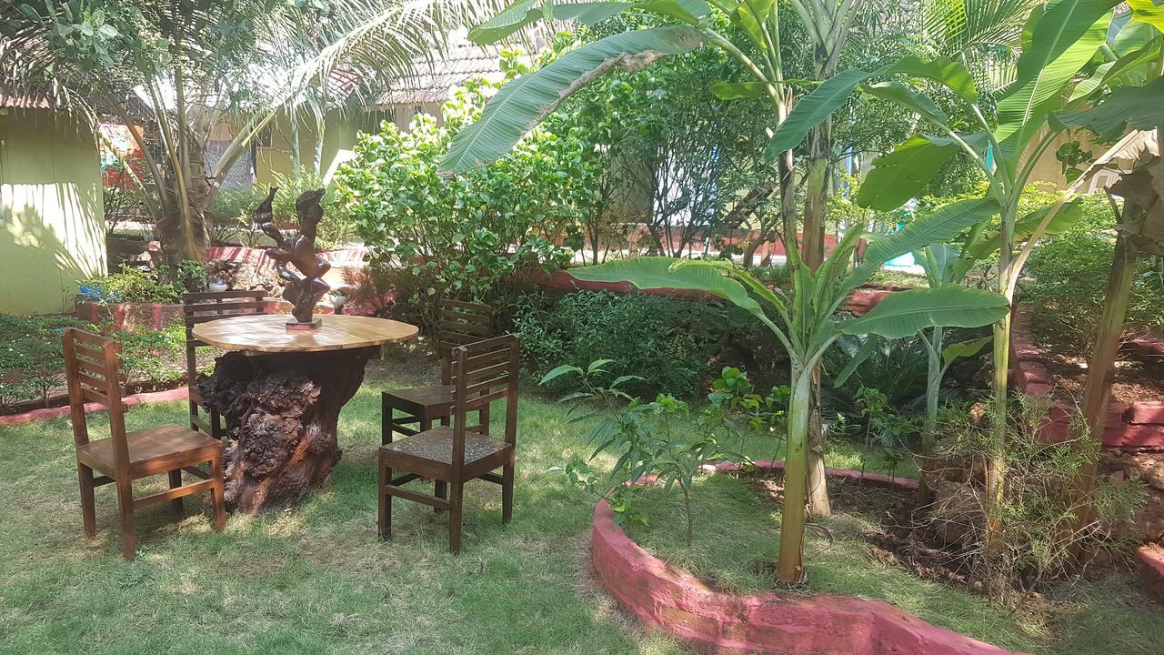 Hostel Curlies Zulu Land Anjuna Zewnętrze zdjęcie