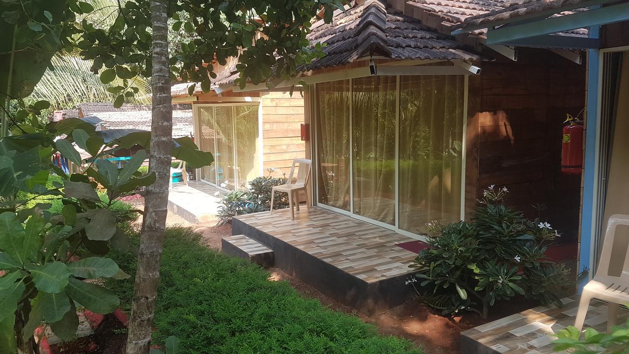 Hostel Curlies Zulu Land Anjuna Zewnętrze zdjęcie